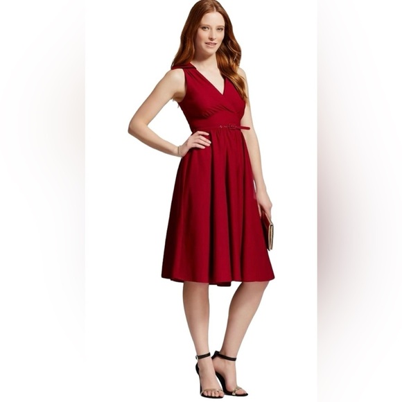 Stop Staring Collared Sleeveless Swing Dress in Garnet, Size 12, NWT - Picture 3 of 3